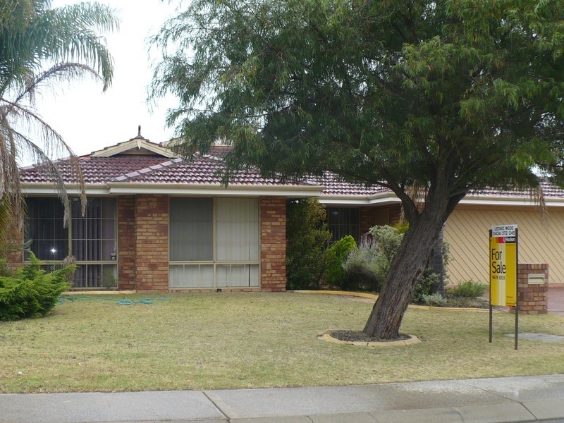 84 Nottingham Pkwy, Orelia WA 6167