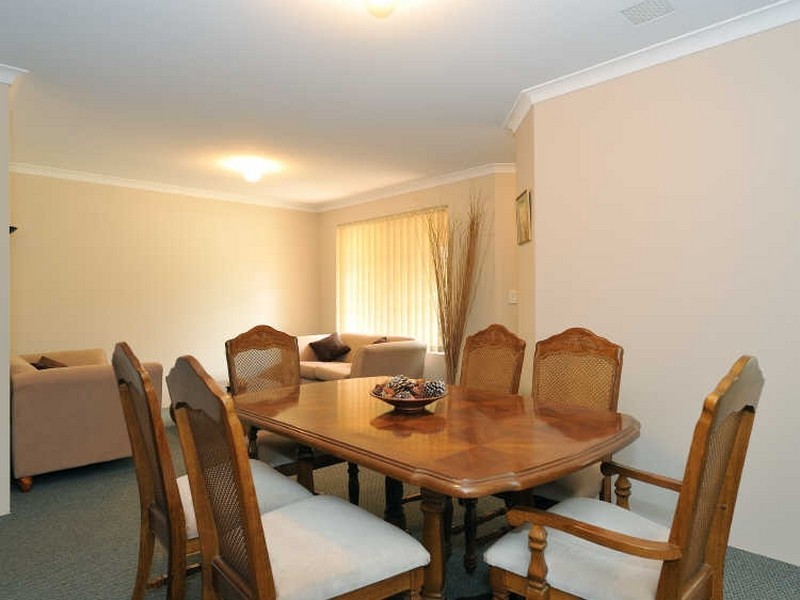 84 Nottingham Pkwy, Orelia WA 6167