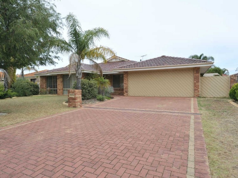 84 Nottingham Pkwy, Orelia WA 6167