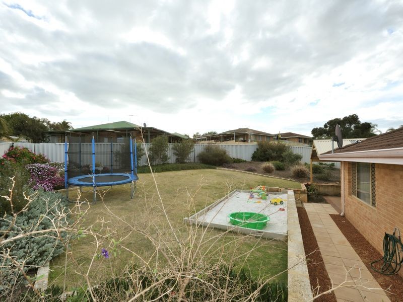 17 Djilba View, Leda WA 6170