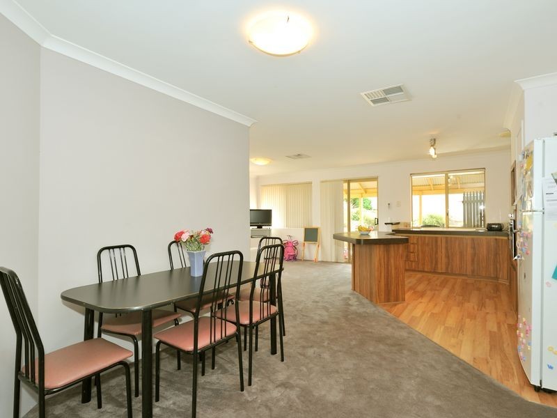 17 Djilba View, Leda WA 6170