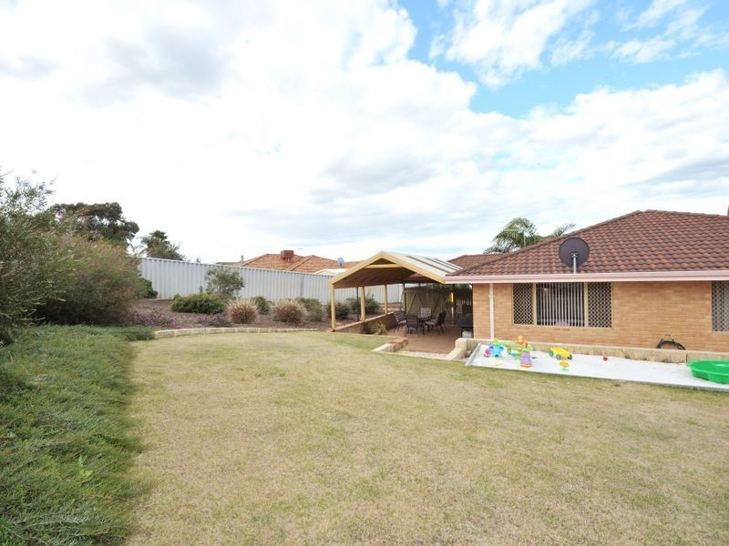 17 Djilba View, Leda WA 6170