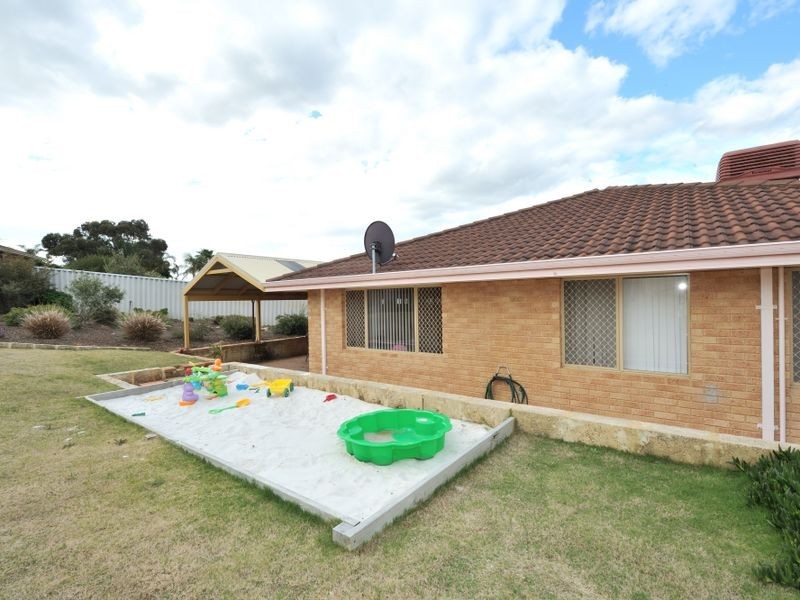 17 Djilba View, Leda WA 6170