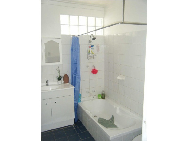 29 Barron Way, Orelia WA 6167