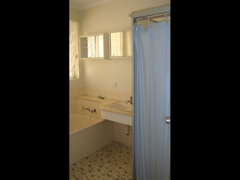 31 Crawford Avenue, Orelia WA 6167