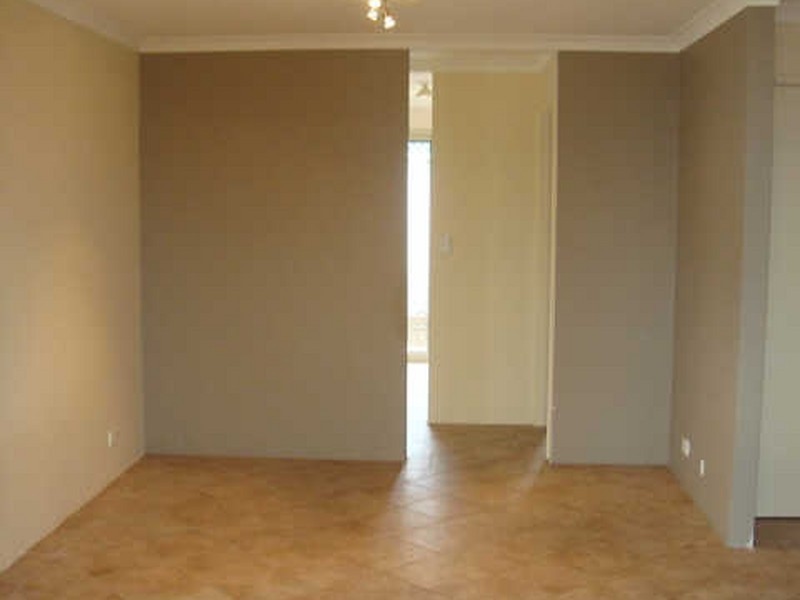 5 Gilling Place, Orelia WA 6167