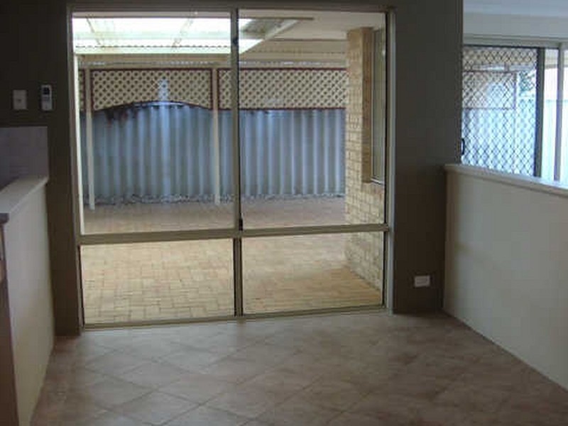 5 Gilling Place, Orelia WA 6167