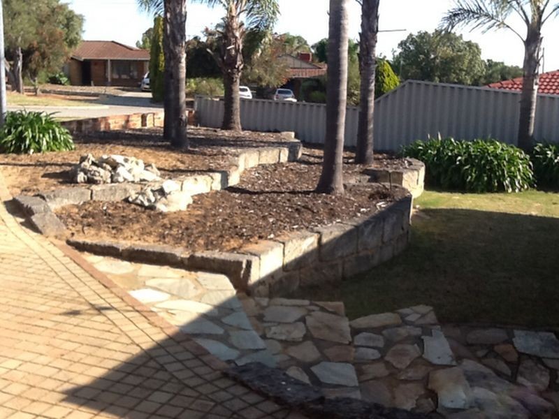 5 Perriam Close, Parmelia WA 6167