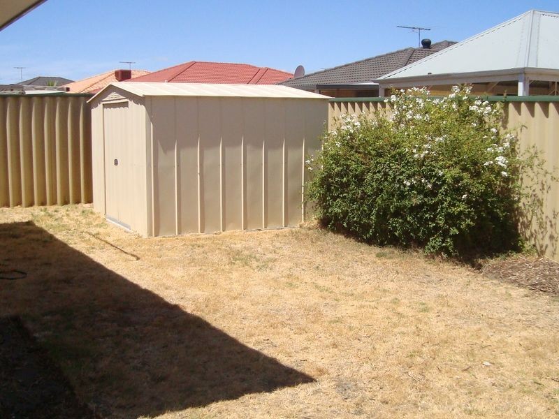 15 Warrior Pass, Bertram WA 6167