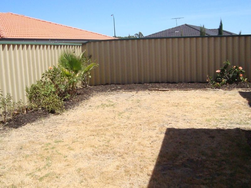 15 Warrior Pass, Bertram WA 6167