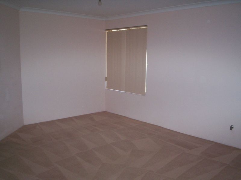 8 Werloo Court, Leda WA 6170