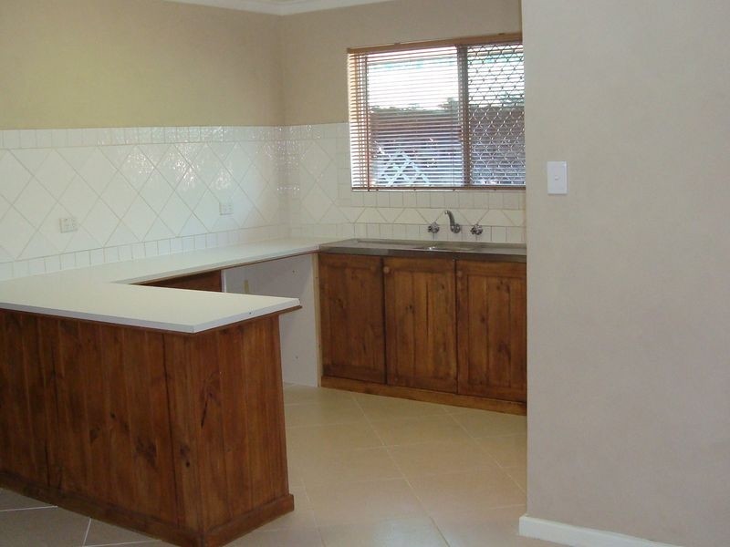 67 Madden Way, Parmelia WA 6167