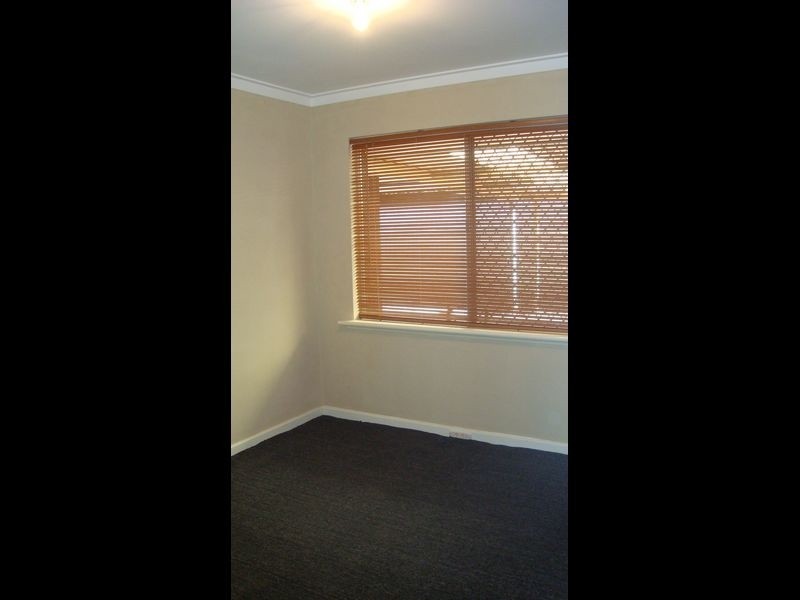 67 Madden Way, Parmelia WA 6167