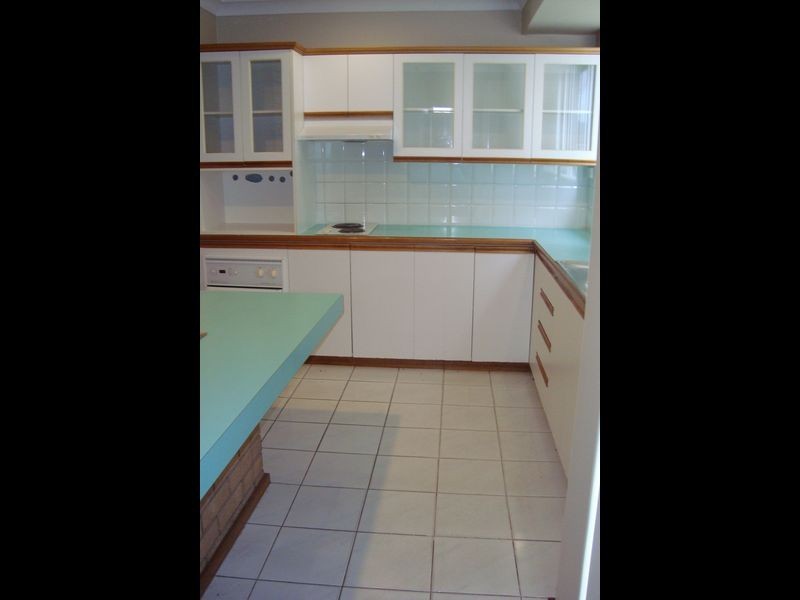 33 Pollard Way, Warnbro WA 6169