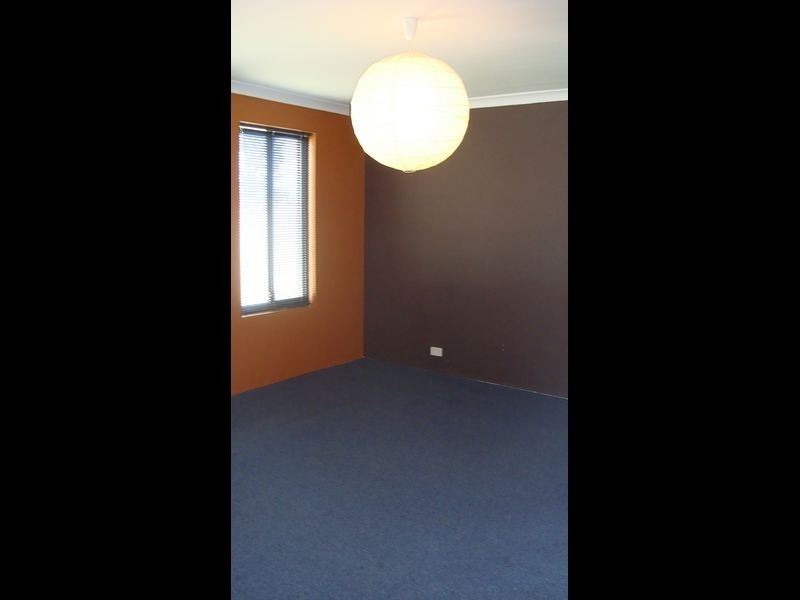 17 Millbrook Avenue, Bertram WA 6167