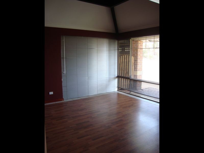 64 Warner Road, Parmelia WA 6167