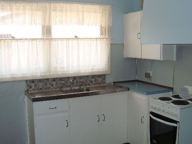 38 Kenton Way, Calista WA 6167