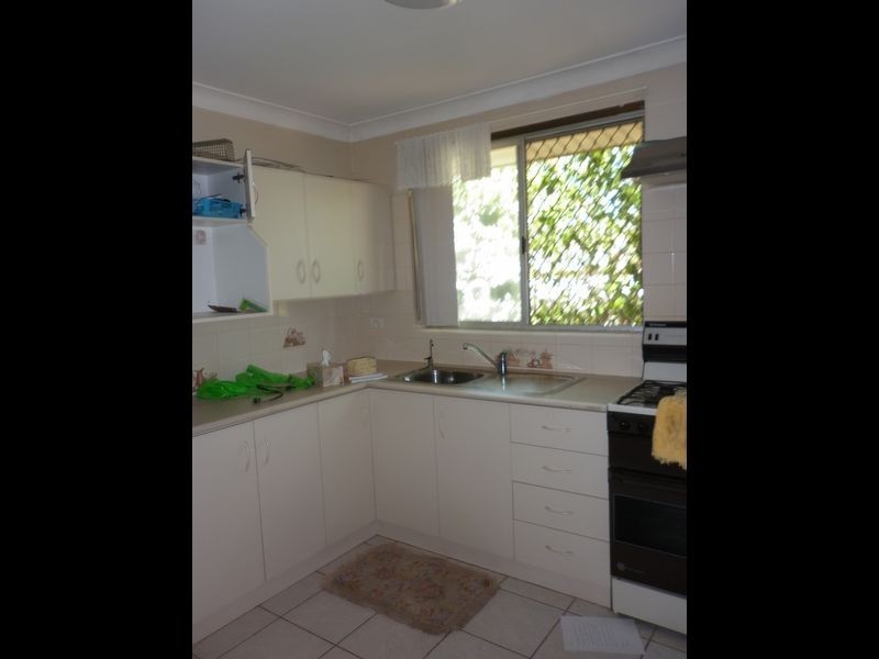 35 Tanson Road, Parmelia WA 6167