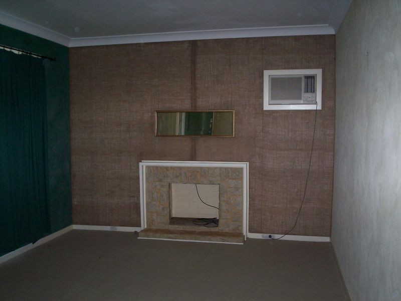 42 Cowcher Way, Medina WA 6167