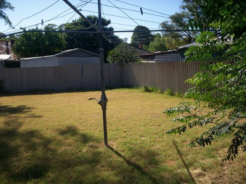 42 Cowcher Way, Medina WA 6167