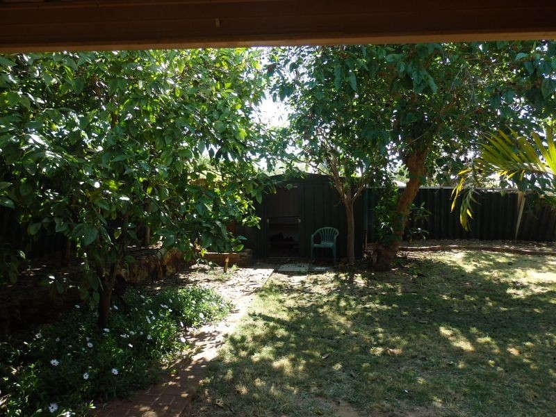 20 Edwards Street, Leda WA 6170