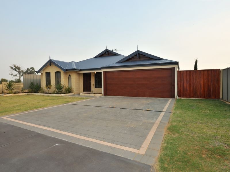 4 Addlestone Brace, Wellard WA 6170