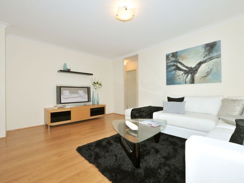 4 Addlestone Brace, Wellard WA 6170