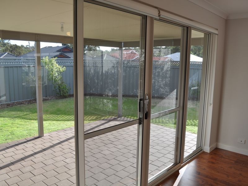 14 Glastonbury Street, Leda WA 6170