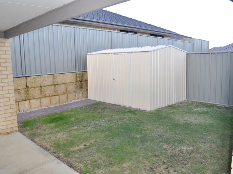14 Glastonbury Street, Leda WA 6170