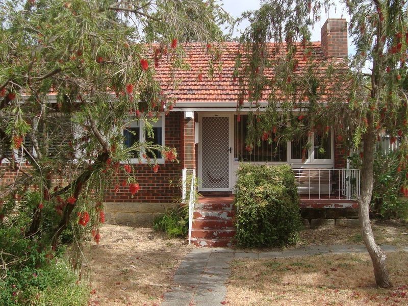 12 Harlow Road, Calista WA 6167