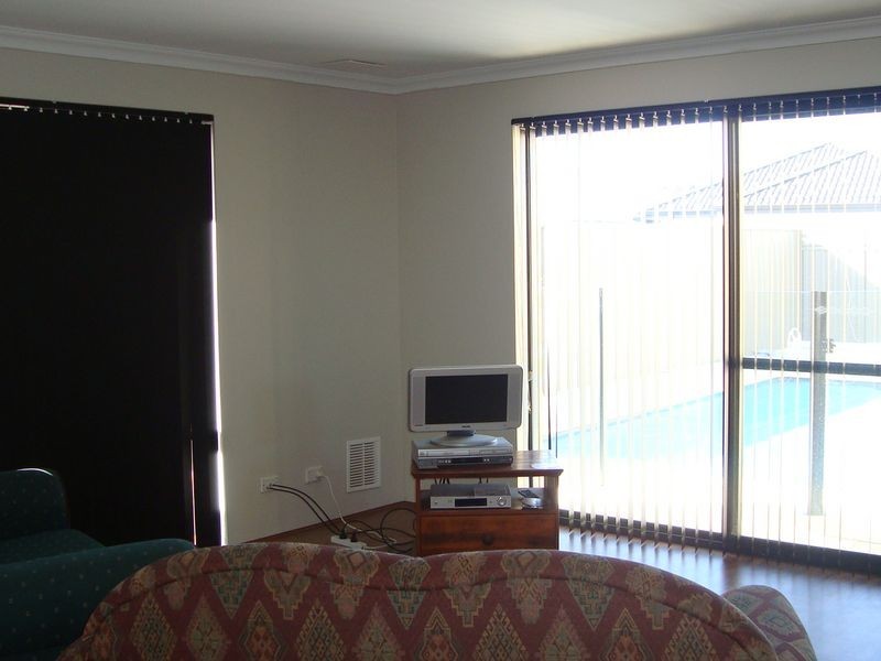 22 Beauchamp Loop, Wellard WA 6170