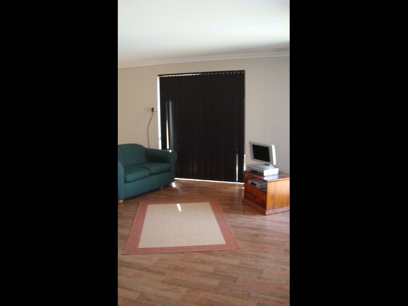 22 Beauchamp Loop, Wellard WA 6170