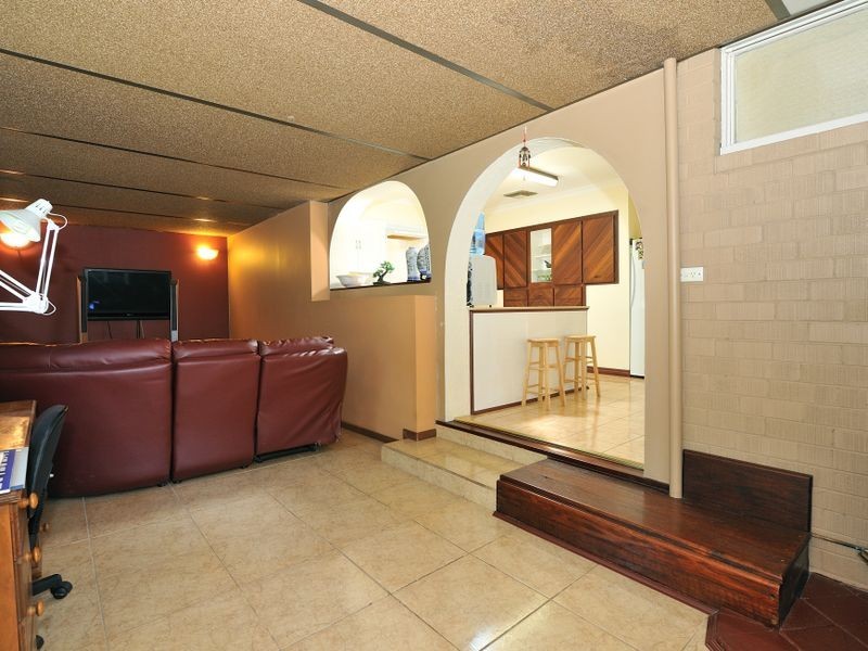 130 Sulphur Road, Orelia WA 6167