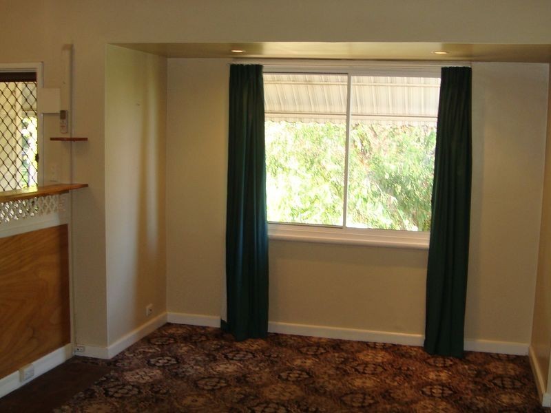 10 Ridley Court, Medina WA 6167