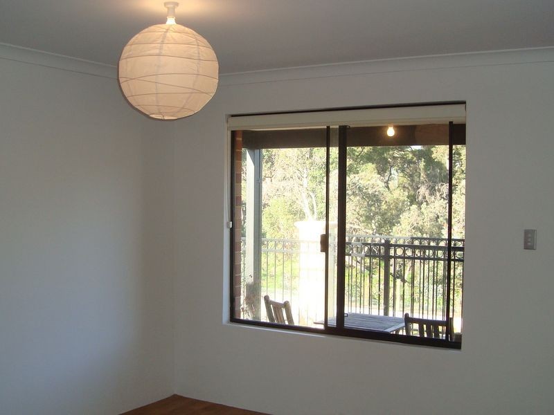 4 Cheltenham Loop, Bertram WA 6167