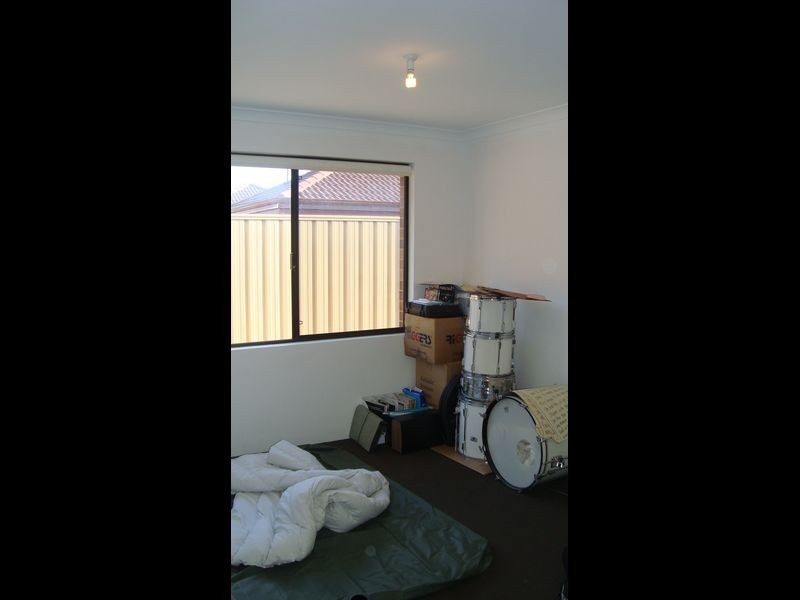 4 Cheltenham Loop, Bertram WA 6167