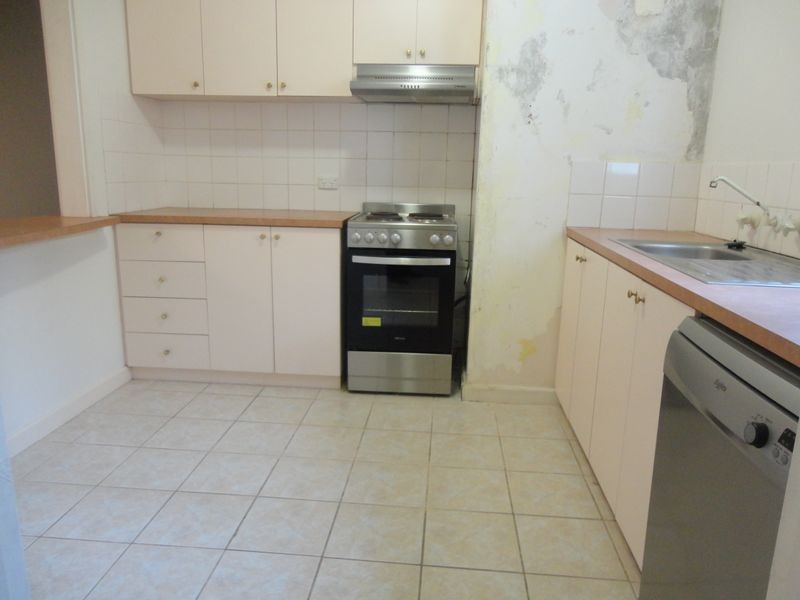 1/27 Partridge Street, Orelia WA 6167