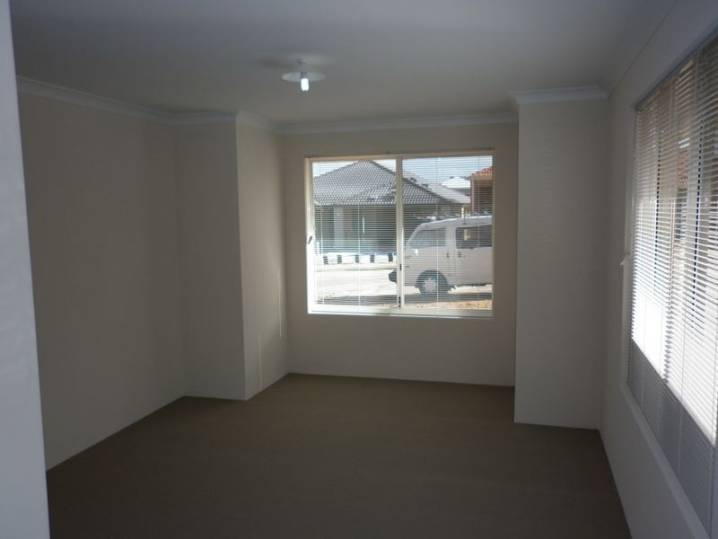 14 Halstead Turn, Wellard WA 6170