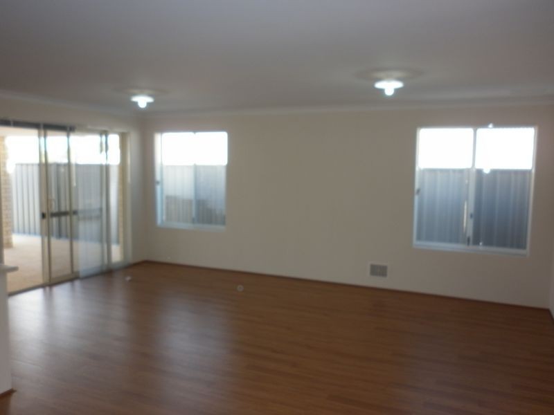 14 Halstead Turn, Wellard WA 6170