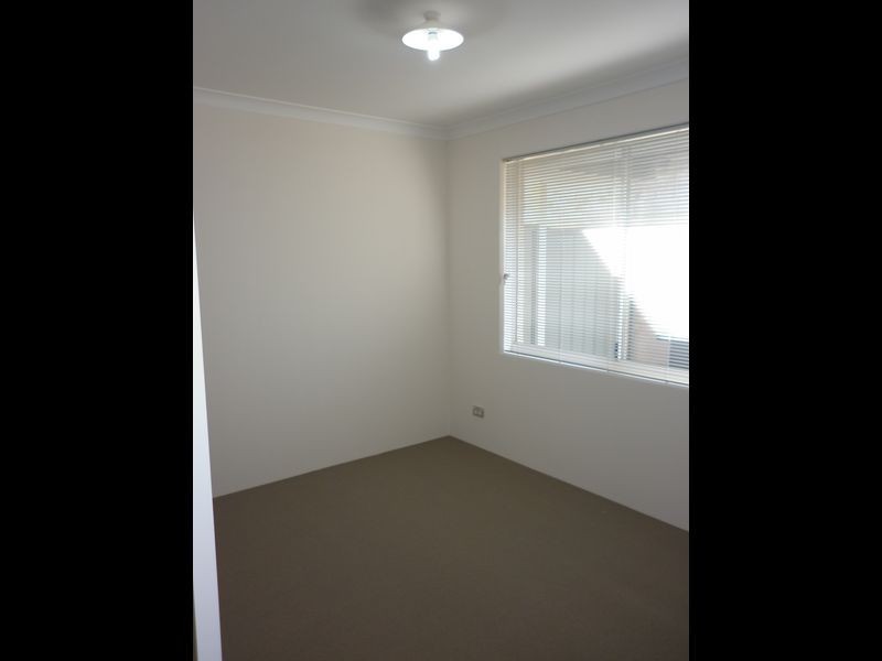 14 Halstead Turn, Wellard WA 6170
