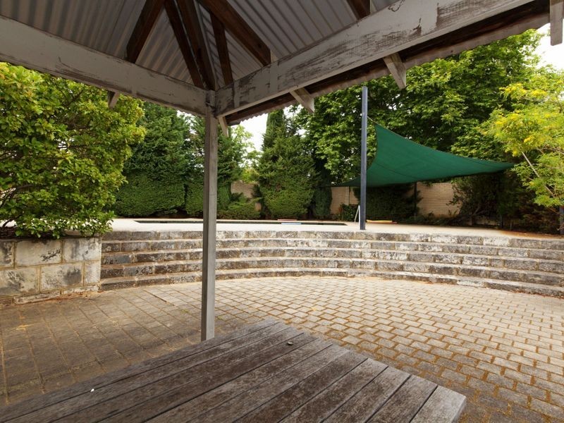 20/4 Canham Way, Orelia WA 6167