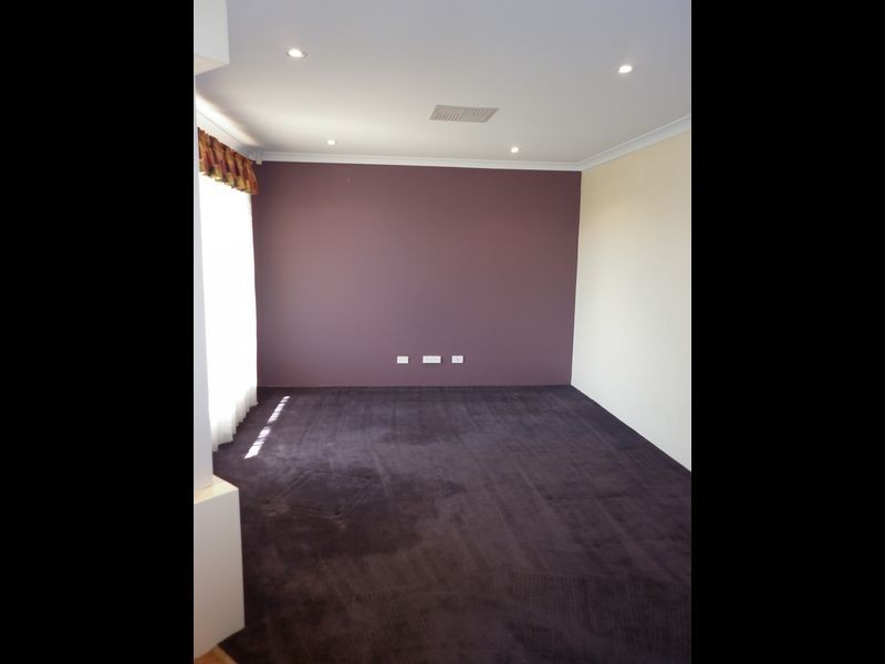 15 Eliza Way, Bertram WA 6167