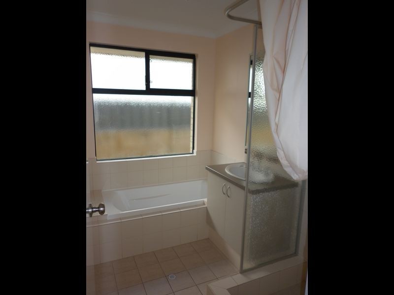 12 Brockenhurst Link, Wellard WA 6170