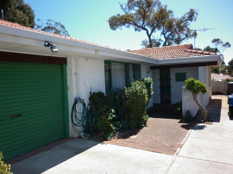 3 Maycock Place, Orelia WA 6167