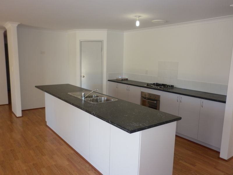 2 Garret Corner, Parmelia WA 6167