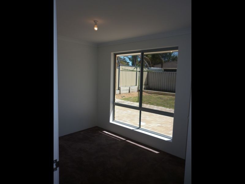 2 Garret Corner, Parmelia WA 6167