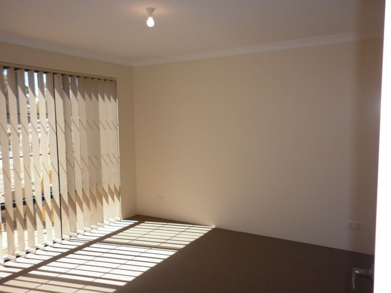 72a Summerton Road, Calista WA 6167