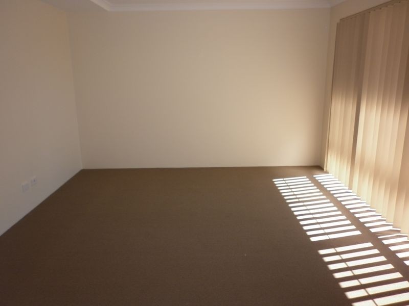 72a Summerton Road, Calista WA 6167