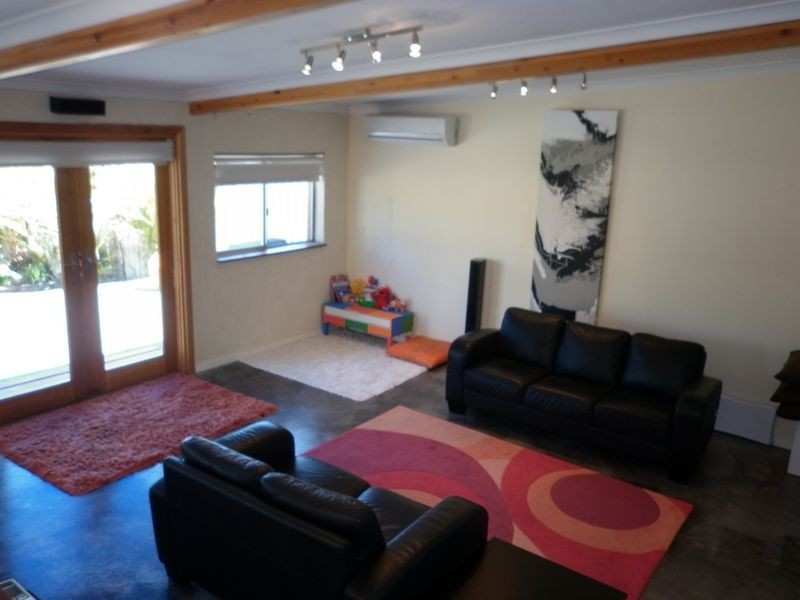 81 Orelia Avenue, Orelia WA 6167