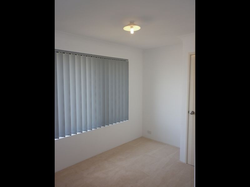 8 Kabarri Crescent, Bertram WA 6167